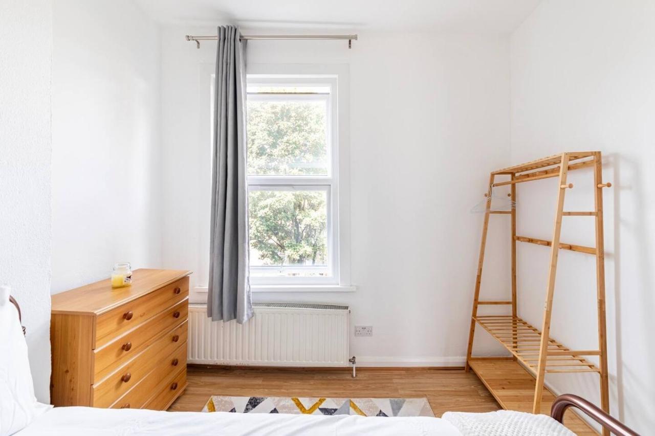 Large, Bright And Spacious 3 Bed Flat In Лондон Экстерьер фото